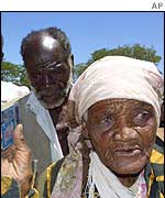 Queue for food aid