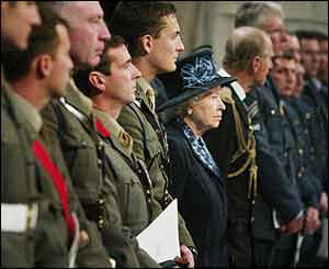 Queen at service