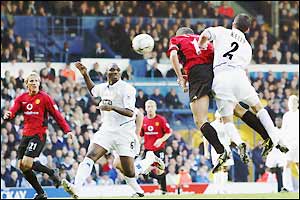 Man Utd captain Roy Keane scores the only goal of the game