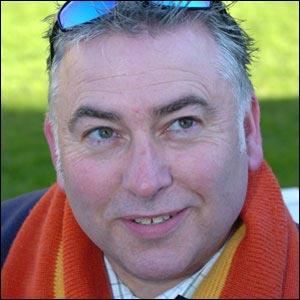 Stephen McNally 