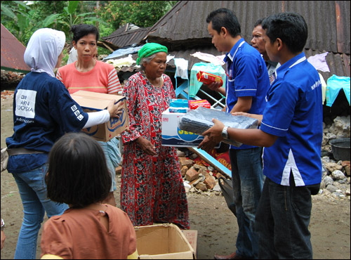 Gempa di Padang