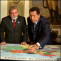 Lula e Chávez no palácio da Presidência venezuelana
