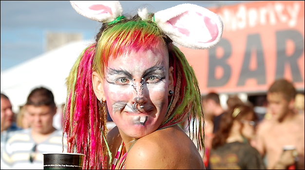 Weird bunny girl 