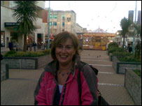sarahransome_shopping_203x1.jpg