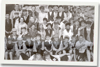 Cast y cynhyrchiad
