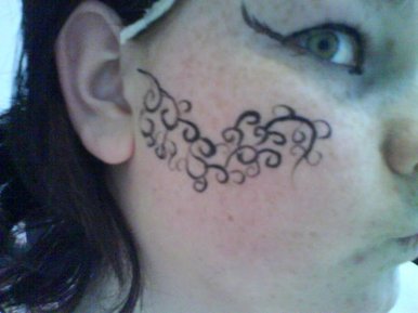 Curly cheek
