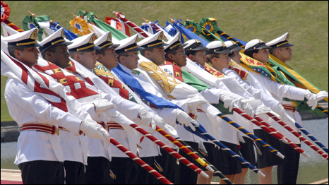 militaresabr466.jpg