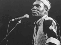 080826_mtukudzi3_203.jpg