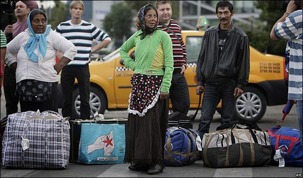 Roma in Bucharest, Romania, after being expelled from France, 14 Sep 10