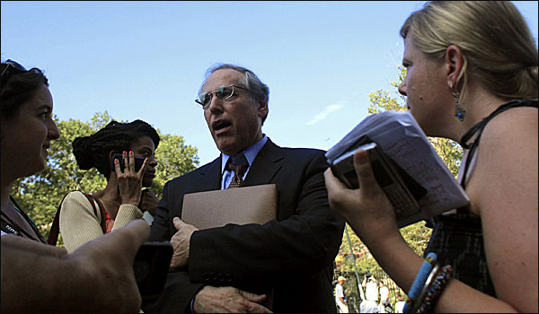 robert_baum_spy_story_600.jpg
