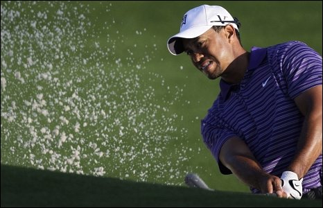 _47601238_tigerwoodsgolf.jpg
