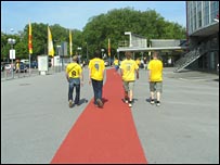 SwedenfansDortmunddayfour203.jpg