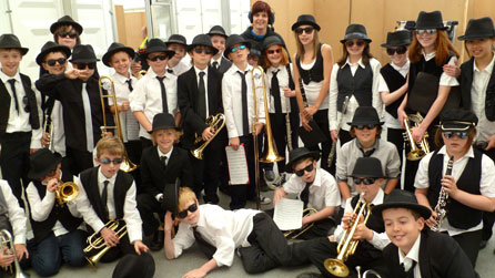 Nia a'r Band!