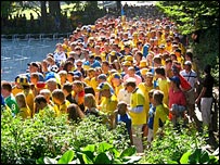 swedenfansinqueue.jpg