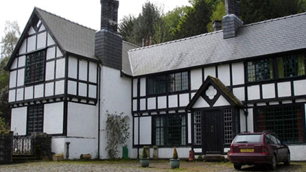 Clochfaen house