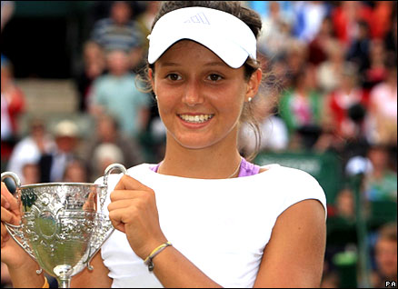 laurarobson438318.jpg