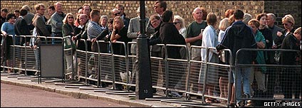 queue424.jpg