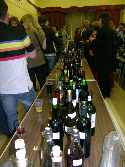 Ten green bottles
