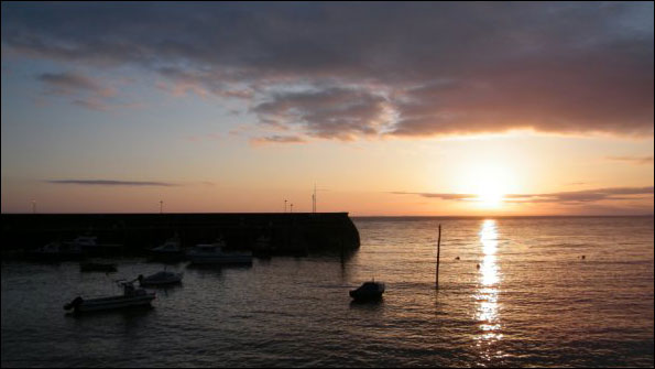 Sunrise-minehead-si-white.jpg