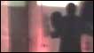 Cena de video forjado mostrando Michael Jackson vivo