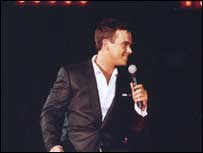 Robbie performs