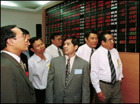 Có hai nguồn tiền đang đổ vào chứng khoán gồm trong nước và ngoài nước