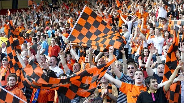 fans_at_hampden_595_sns.jpg