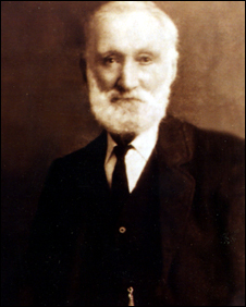 Captain Mark Page