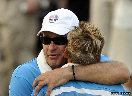 faldopoulter438.jpg