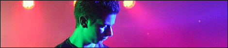 Chris Ashkettle - guitarist