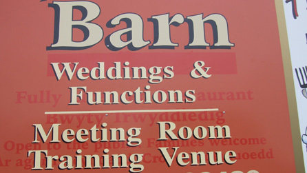 barn1.jpg