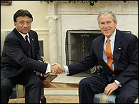 George Bush ve Pervez Müşerref