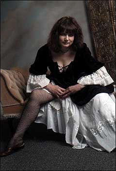 Woman sitting 470