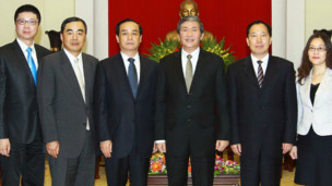 Ủy viên BCT, trưởng ban Tuyên giáo TW Đinh Thế Huynh tiếp TBT Nhân dân Nhật Báo