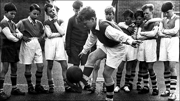 retrofooty595getty.jpg