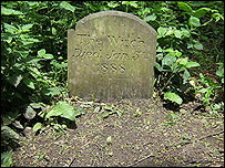 The grave in Witch Wood 