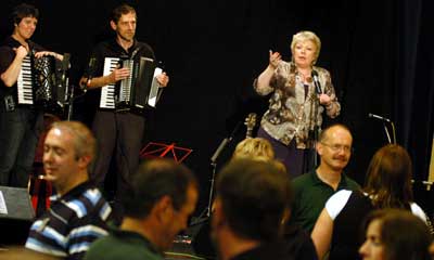 Di directs the dancers