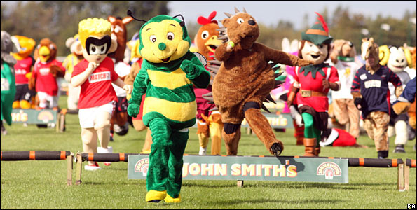 mascotsgrandnational_pa.jpg