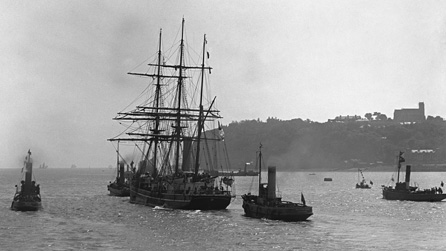 Scott's ship Terra Nova leaves Cardiff for Antarctica 15 June 1910 National Museum of Wales.JPG
