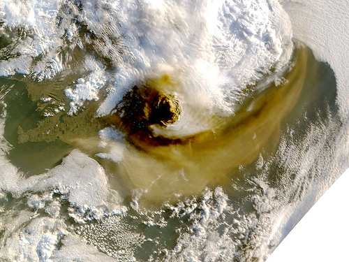 Grímsvötn Volcano Showing Plume - May 22