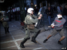riot_afp_226.jpg