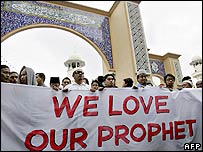 Manifestantes em Kuala Lumpur