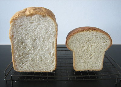 Bread machine and hand-made loaf