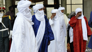 الطوارق 