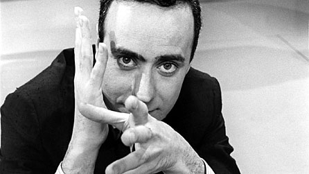 Black and white image of Victor Spinetti