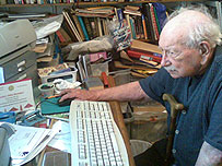 Ernest, viewer