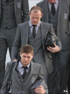 Steven Gerrard and Wayne Rooney