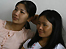 Hai nữ lao động VN