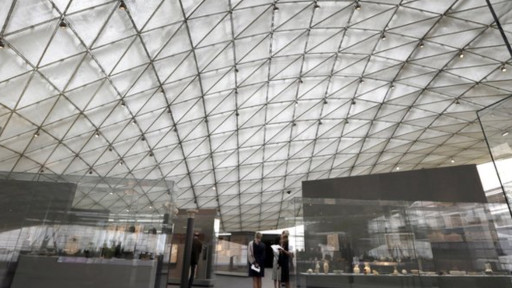 Louvre, Paris