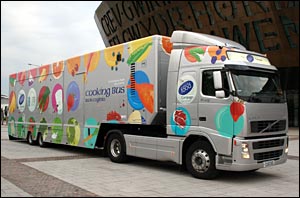 Cooking bus